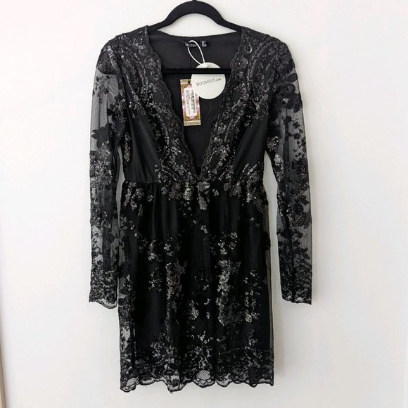 NWT Boohoo Sequin Dress Size 6 New - Picture 1 of 4